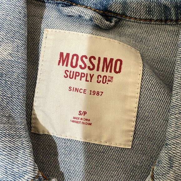 Mossimo denim jacket lightly distressed  | size S - Picture 6 of 8
